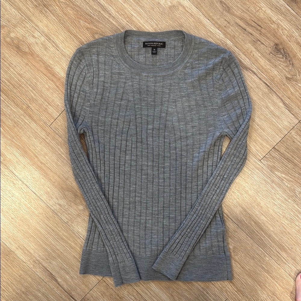 Banana Republic Gray Ribbed Sweater
